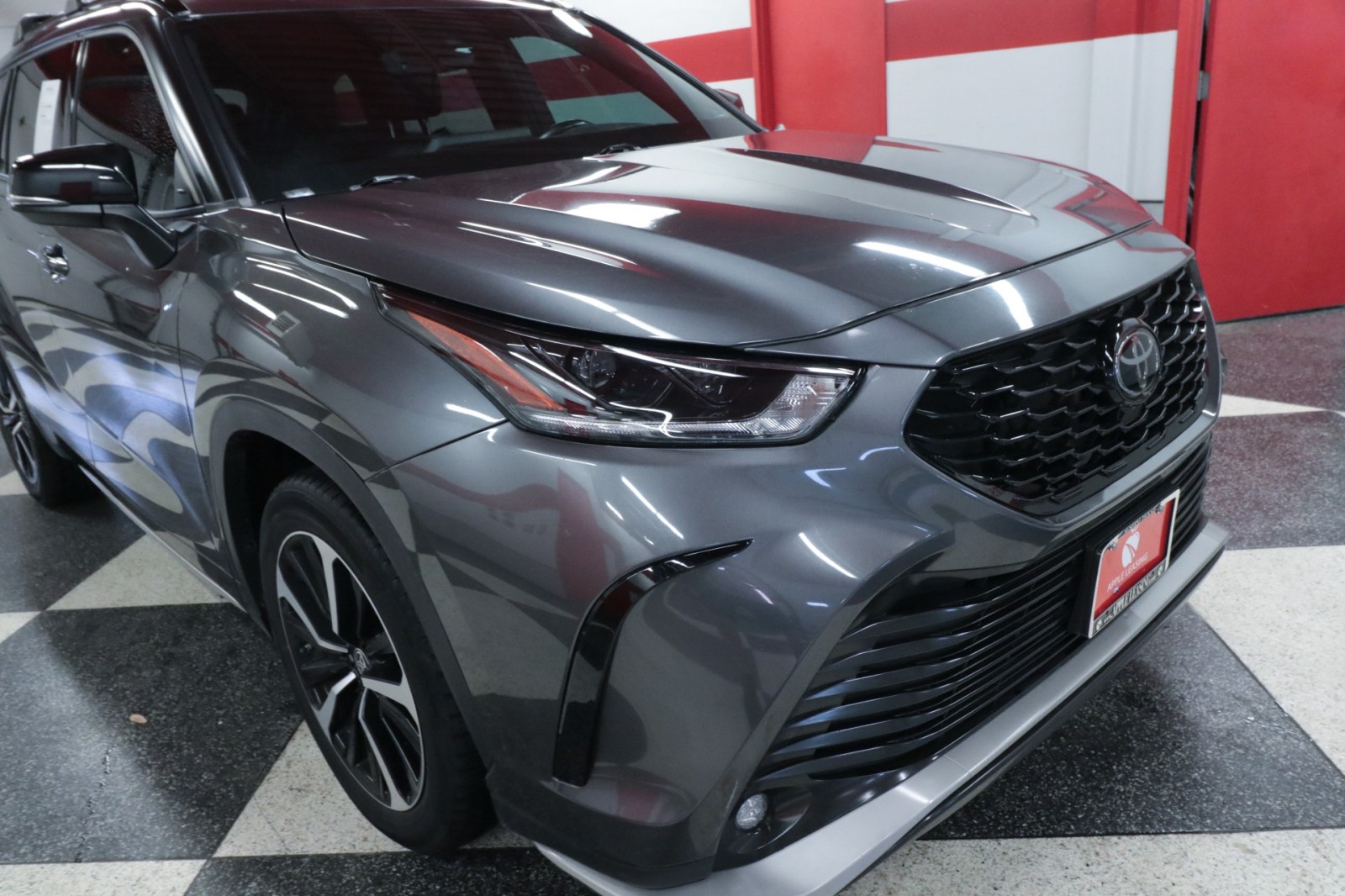 Used Car 2022 Toyota Highlander  Xse For Sale Under $35,000 In Austin, Texas