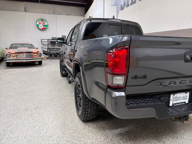 2022 Toyota Tacoma 4WD SR5 4WD V6 in , 