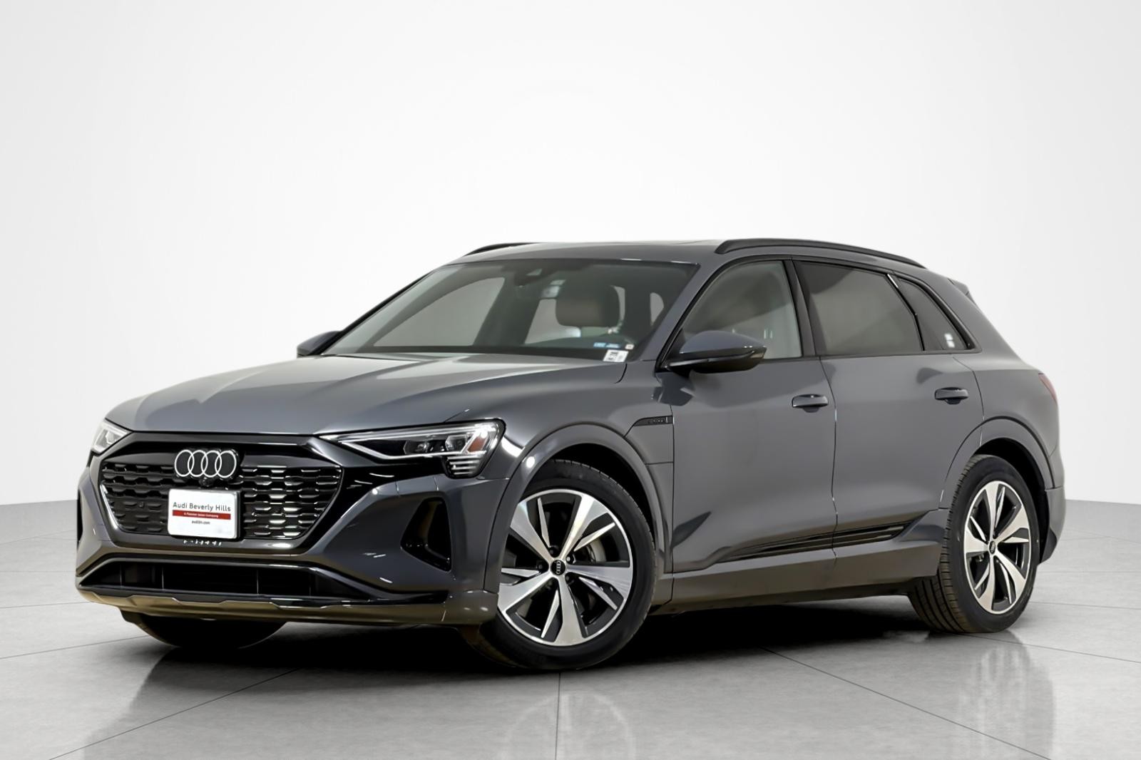 2024 Audi Q8 e-tron Premium quattro