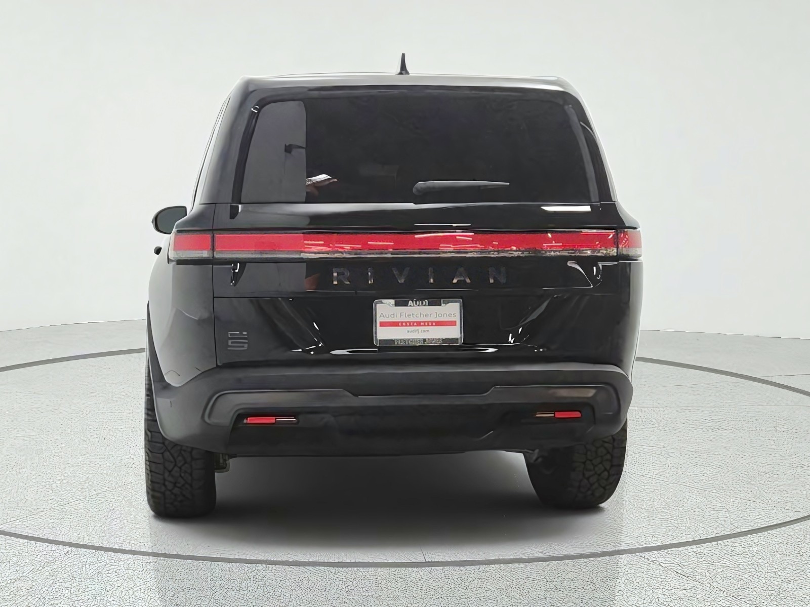 Used 2025 Midnight Rivian Adventure image 6