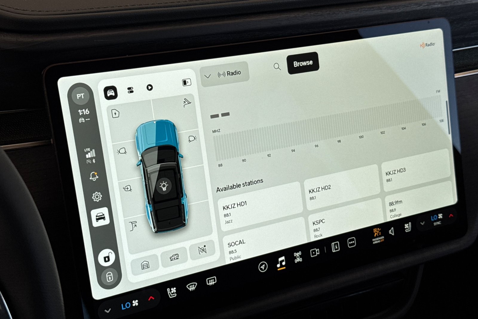 Used 2025 BLUE Rivian Adventure image 18