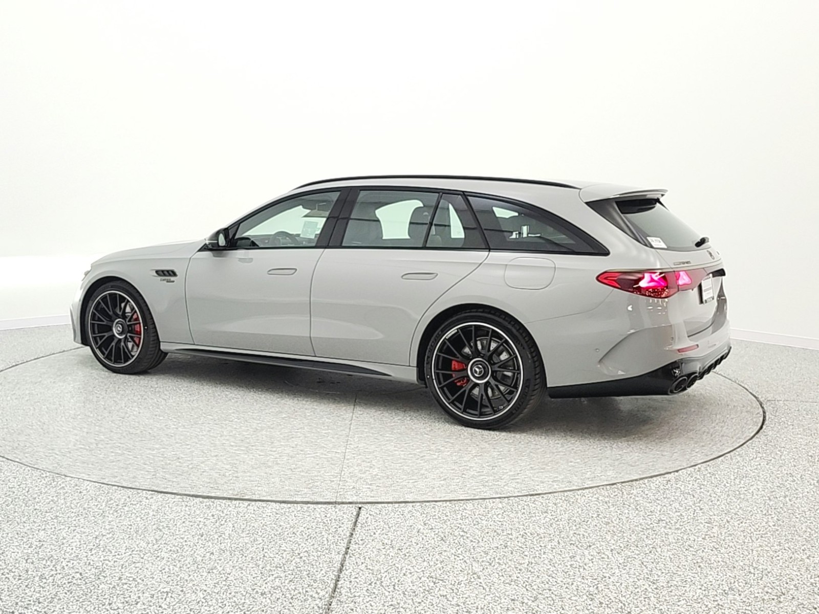 New 2026 MANUFAKTUR Alpine Grey Mercedes-Benz AMG® E53ES4 Wagon image 7