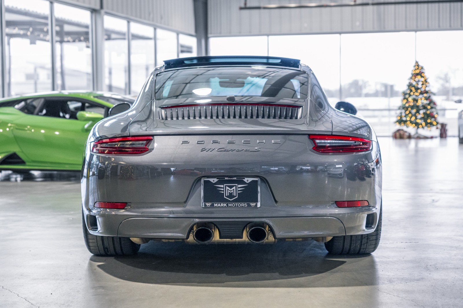 Used Car 2019 Porsche 911  Carrera S - Sport Chrono Package - Sport Exhaust - Bose Surround Sound For Sale Under $130,000 In Boerne, Texas