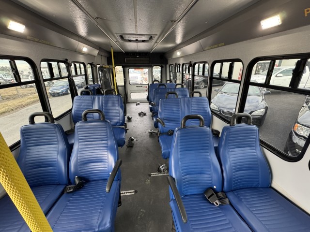 2015 Ford E-450 Passenger & Wheelchair Lift Bus in , 