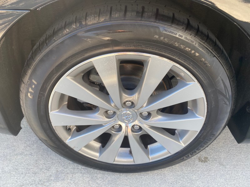 2011 Toyota Avalon Limited LOW MILES 80,879 in ,