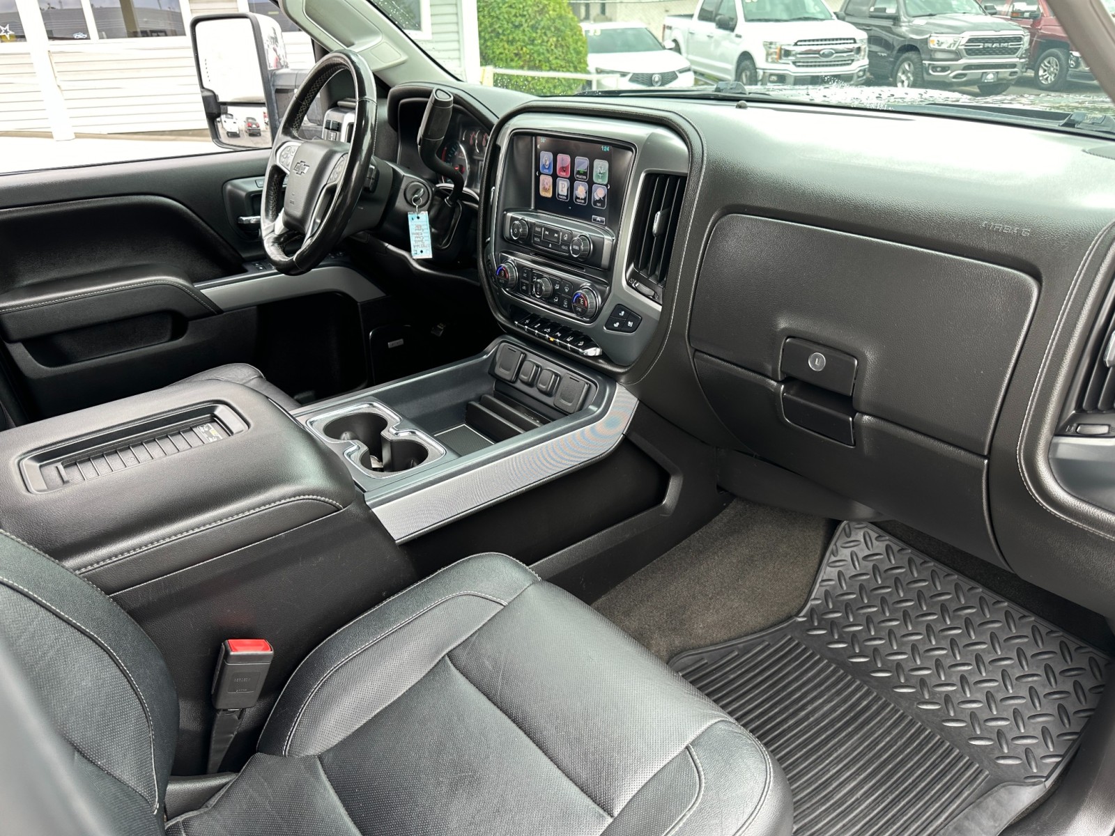 2016 Chevrolet Silverado 2500HD LTZ 38