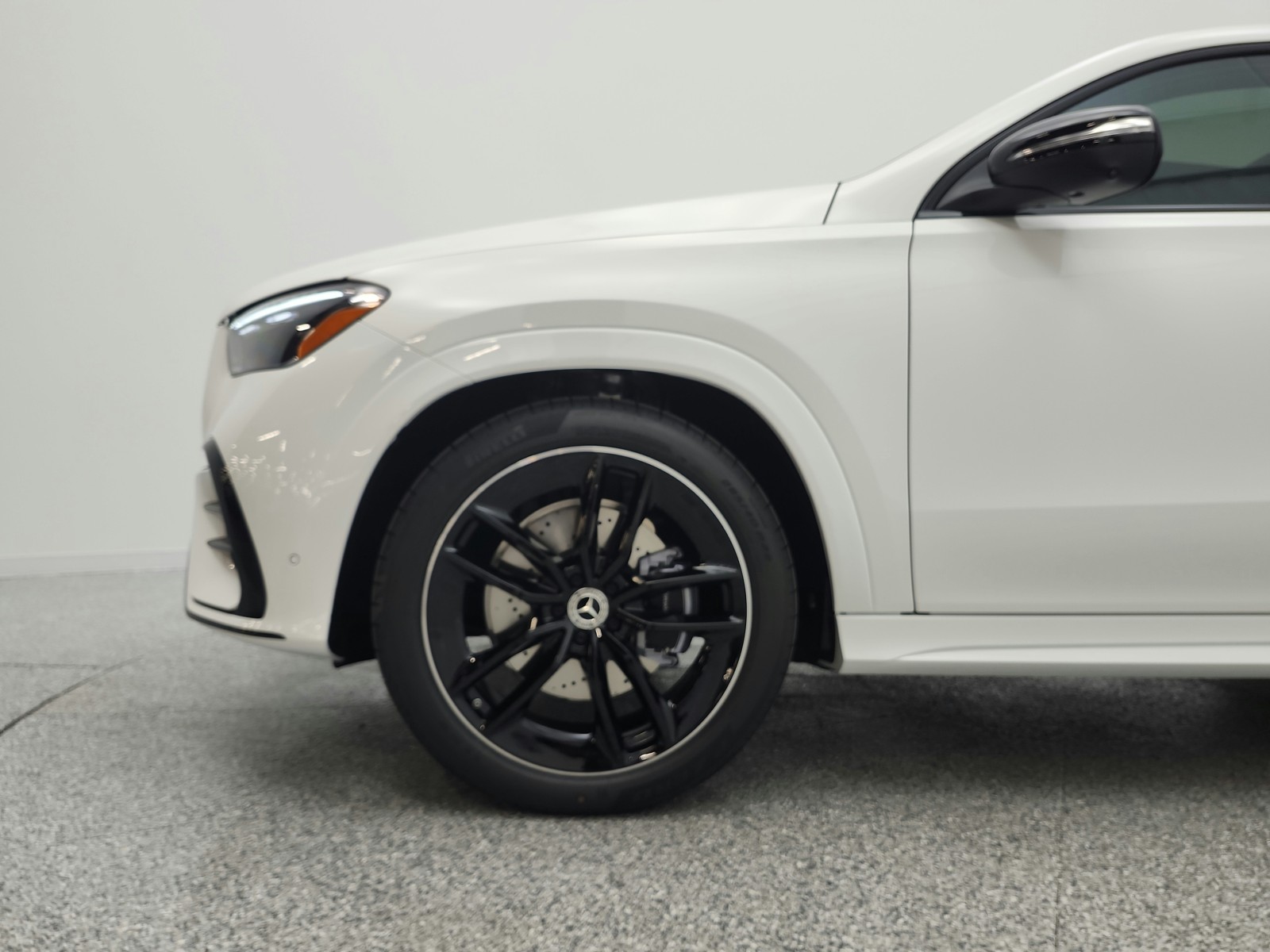 New 2026 Polar White Mercedes-Benz GLE 450 image 16