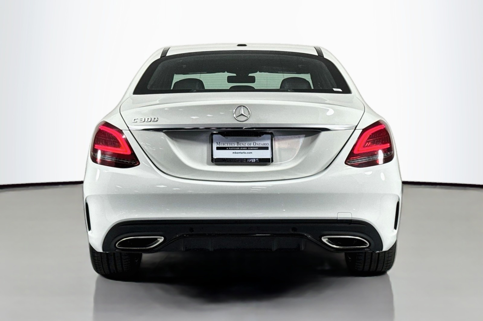 Used 2019 Polar White Mercedes-Benz C 300 image 4