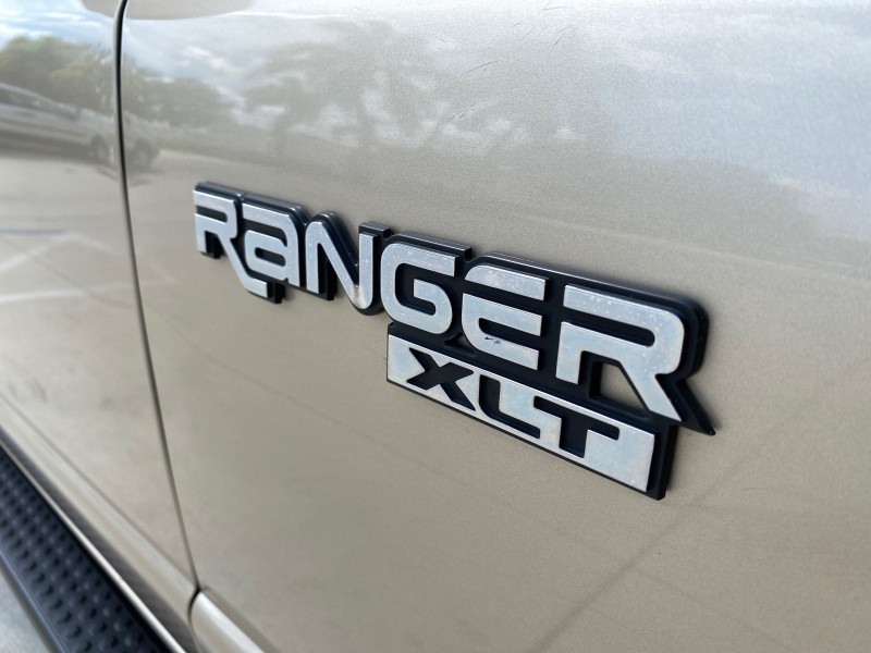 2002 Ford Ranger XLT X CAB CAMPER TOP LOW MILES 49,062 in , 