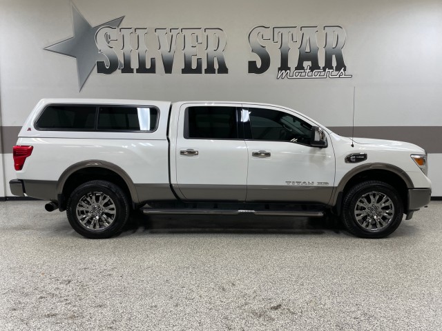 2017 Nissan Titan XD Platinum Reserve Cummins V8 4WD in , 