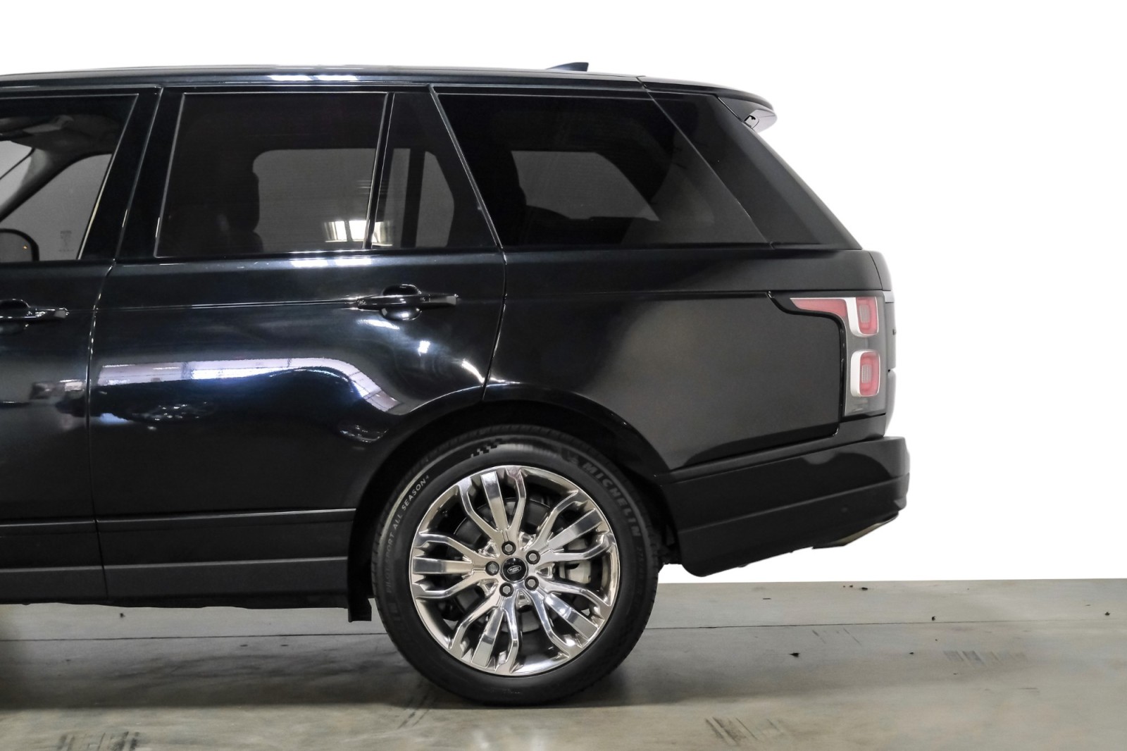 2019 Land Rover Range Rover V6 Supercharged HSE ACSeats VisionAssistPkg MeridianAudio 4ZoneC 12