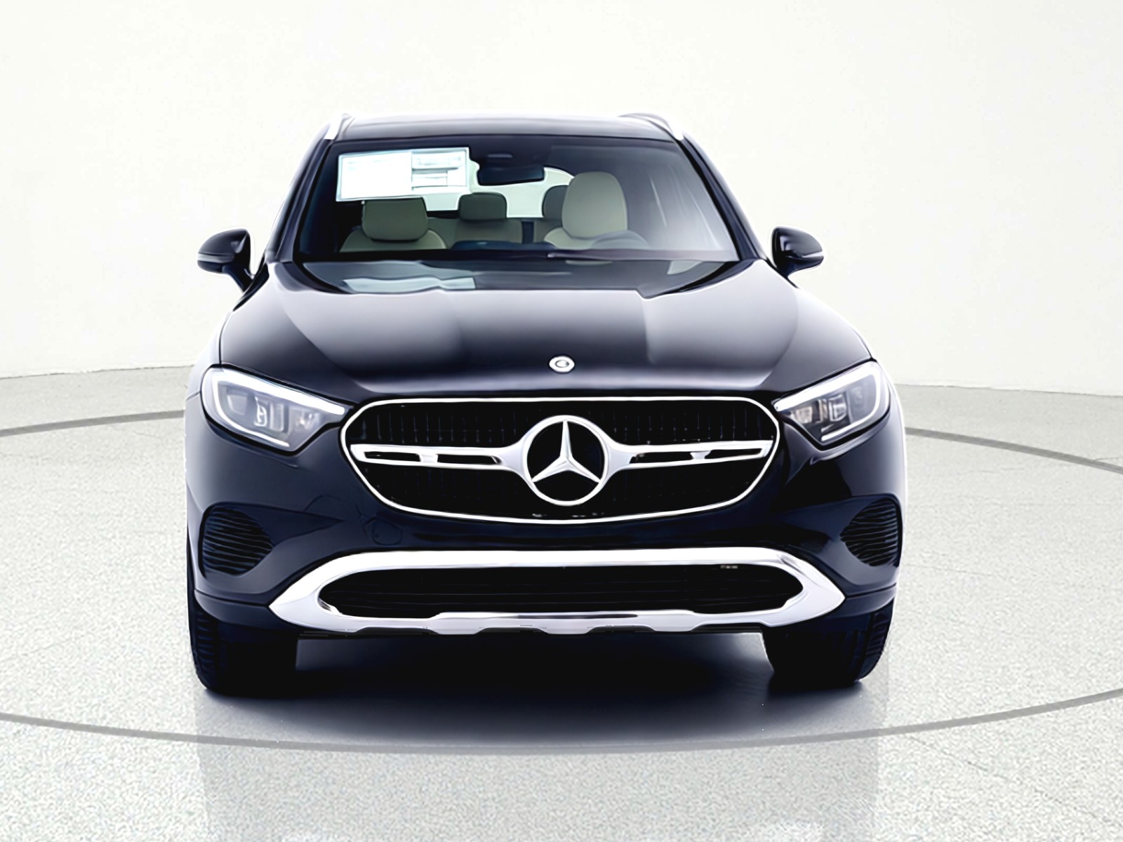 New 2026 Black Mercedes-Benz GLC 300 image 2