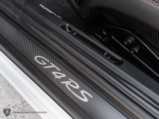 Porsche 718 Cayman