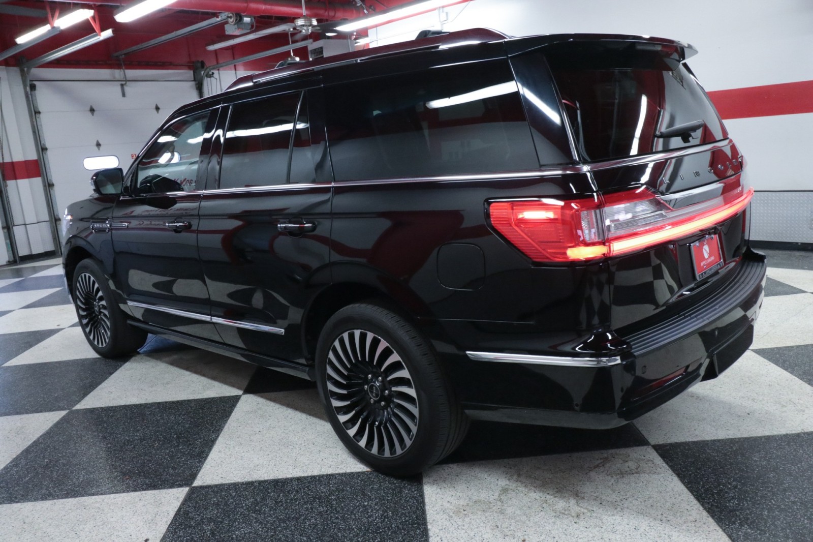 Used Car 2020 Lincoln Navigator  Black Label For Sale Under $50,000 In Austin, Texas