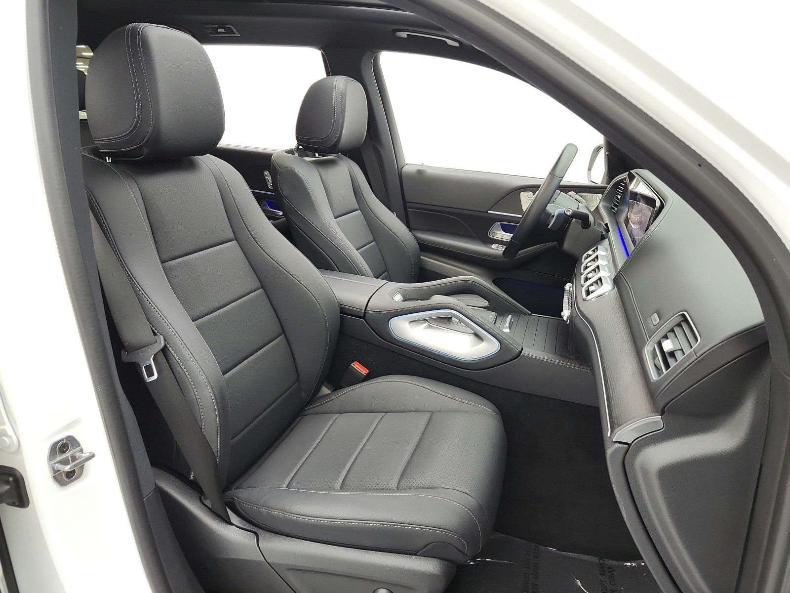 Certified Used 2025 Polar White Mercedes-Benz GLS 450 4MATIC® SUV image 21