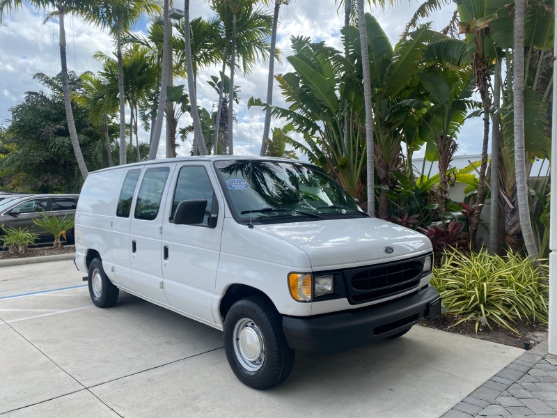 2000 Ford Econoline Cargo Van LOW MILES 68,046 in , 