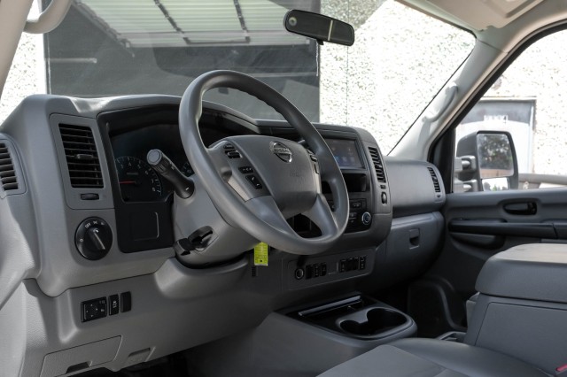 2019 Nissan NV Cargo SV 2