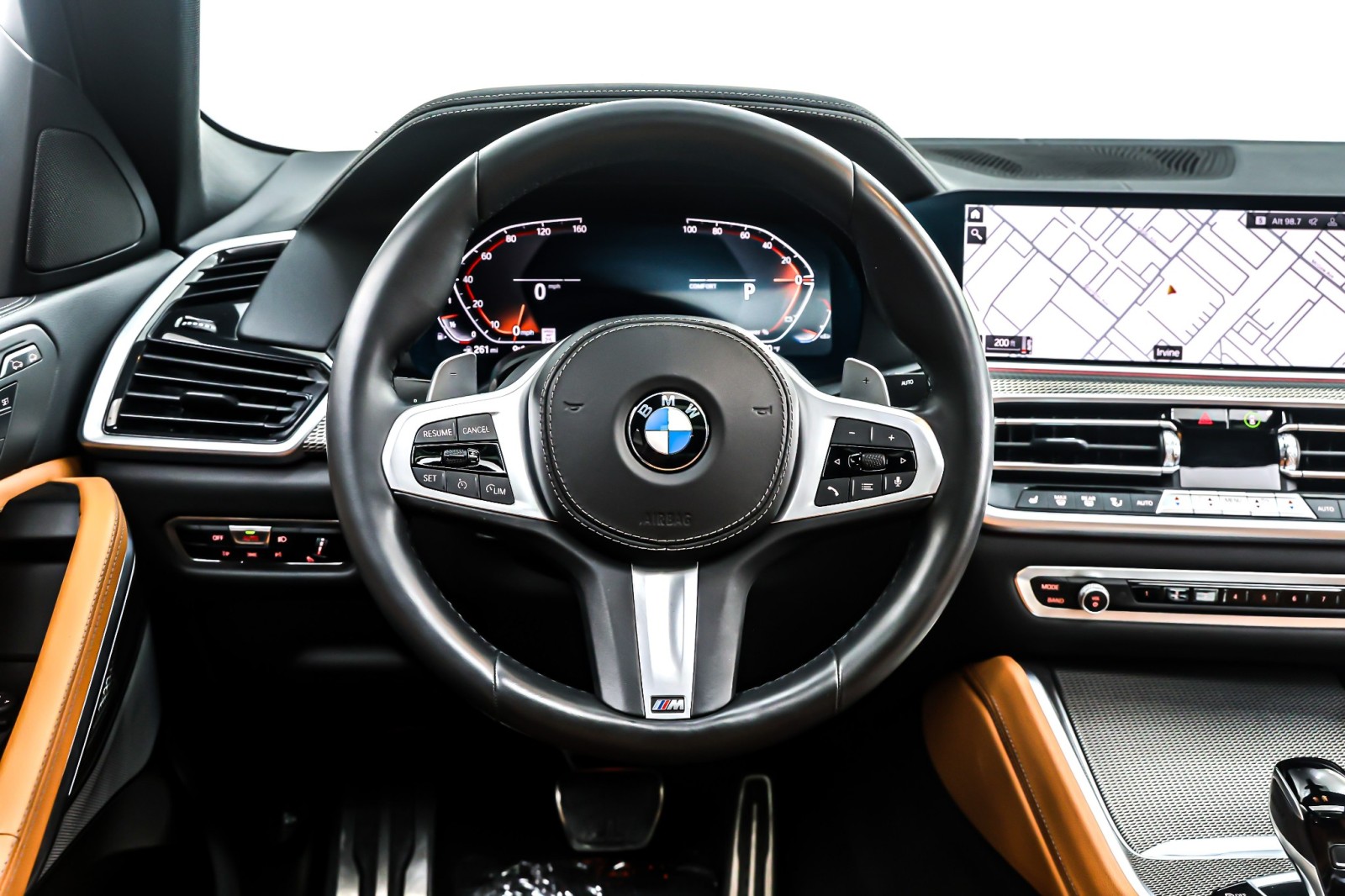 Used 2022 Alpine White BMW xDrive40i Sports Activity Coupe image 18