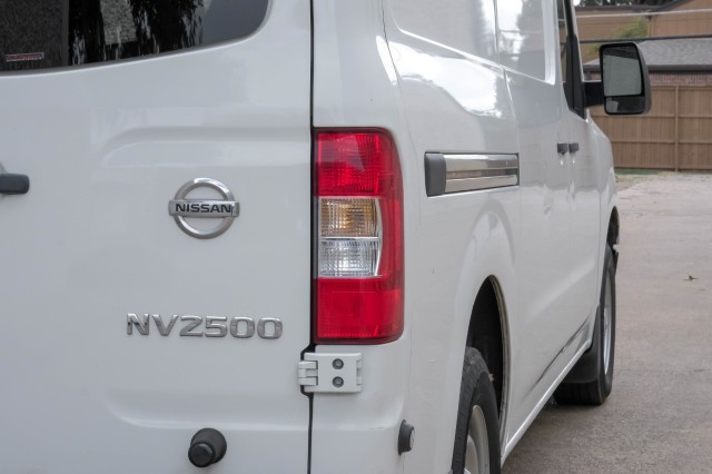 2020 Nissan NV Cargo S 38