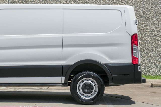 2019 Ford Transit Van  21