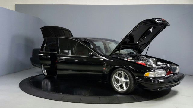 1996 Chevrolet Impala SS  9