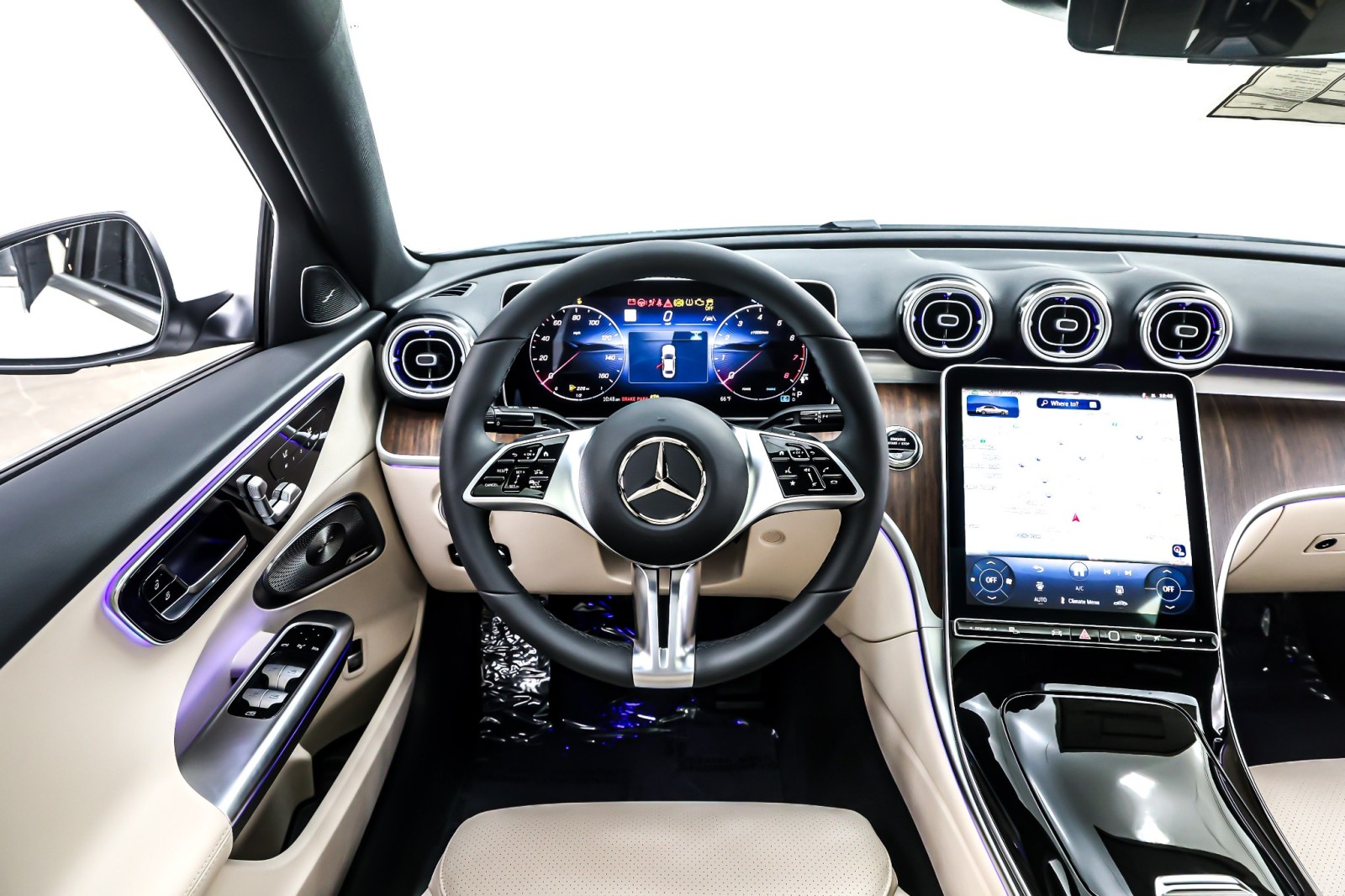 New 2026 Polar White Mercedes-Benz C 300 image 4