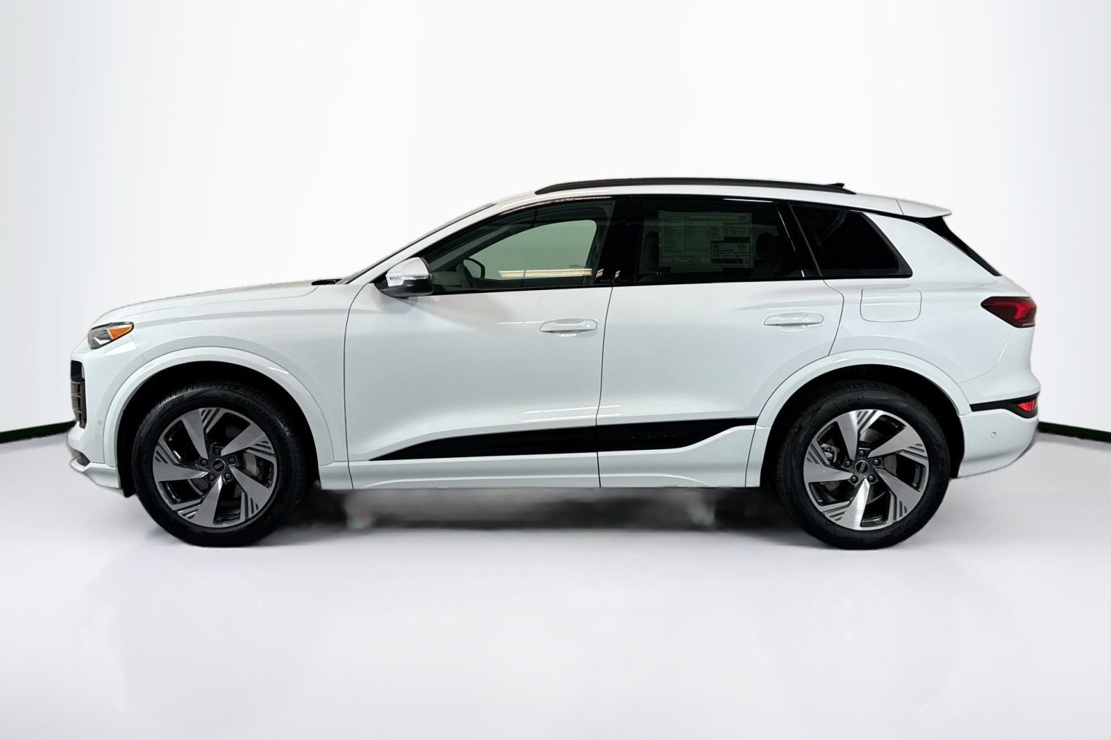 New 2025 Glacier White Metallic Audi Premium quattro image 8