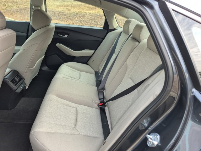 HondaAccord Sedan30
