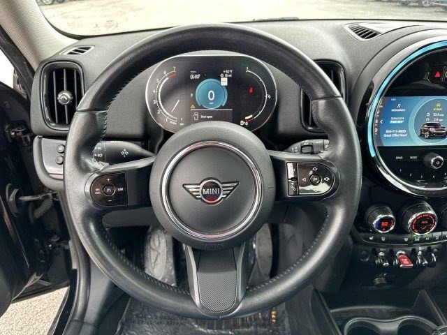 2022 MINI Countryman Cooper 11