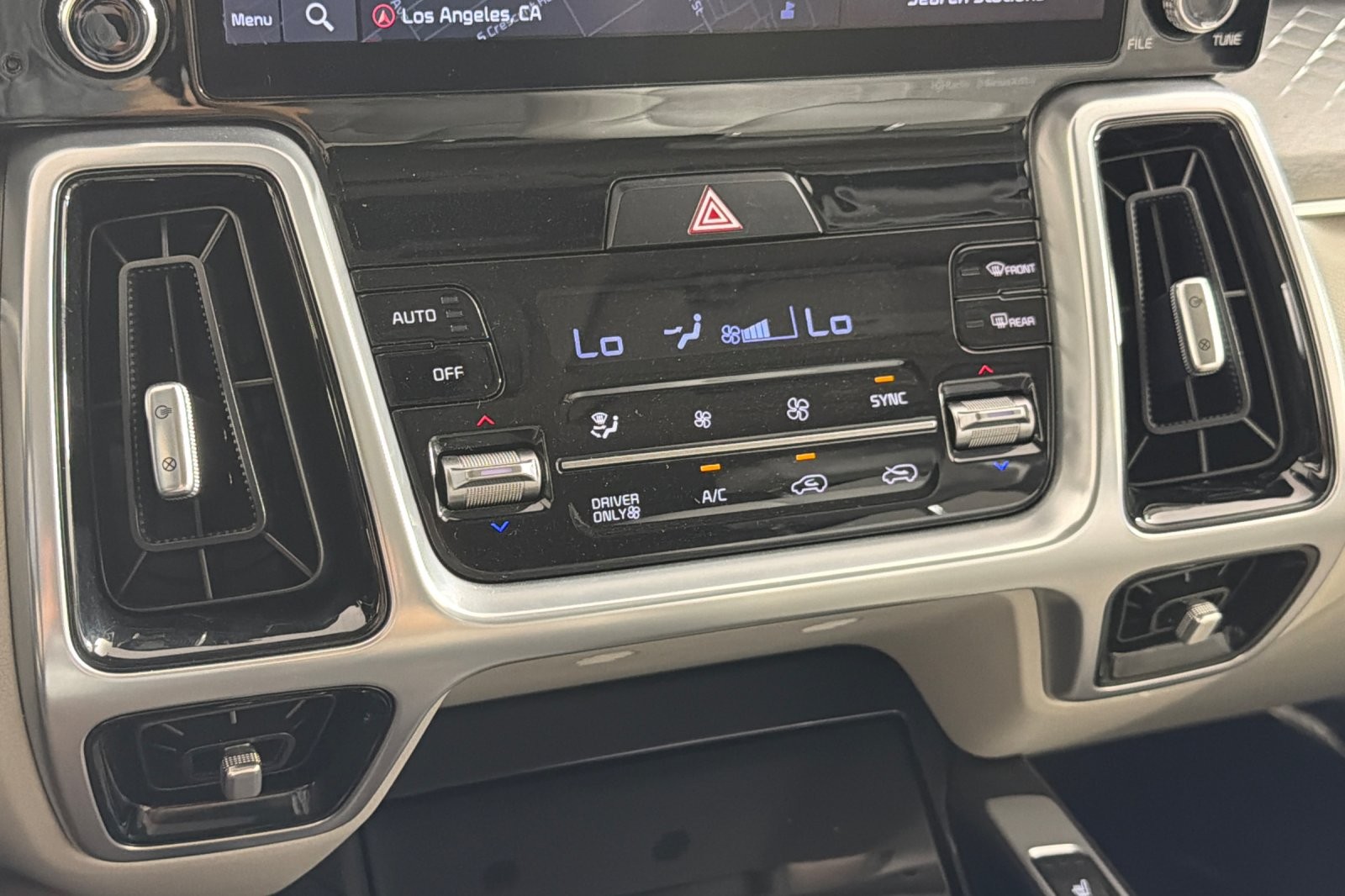 Used 2022 Gravity Blue Kia SX AWD image 20