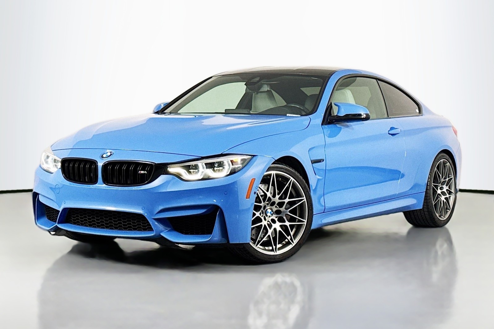 2019 BMW M4 2019 BMW M4  Coupe