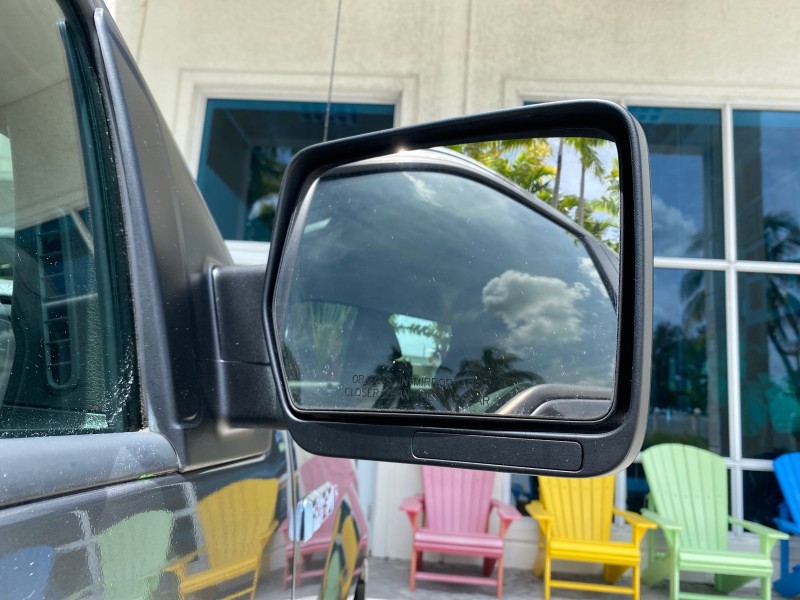 2010 Ford F-150 4 DR CREW XL LOW MILES 34,625 in , 