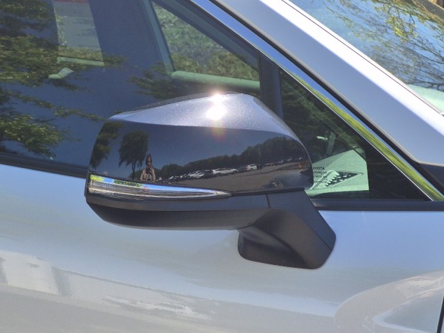 ToyotaCorolla Cross14