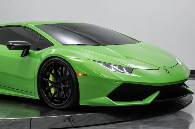 2015 Lamborghini Huracan 610-4  12