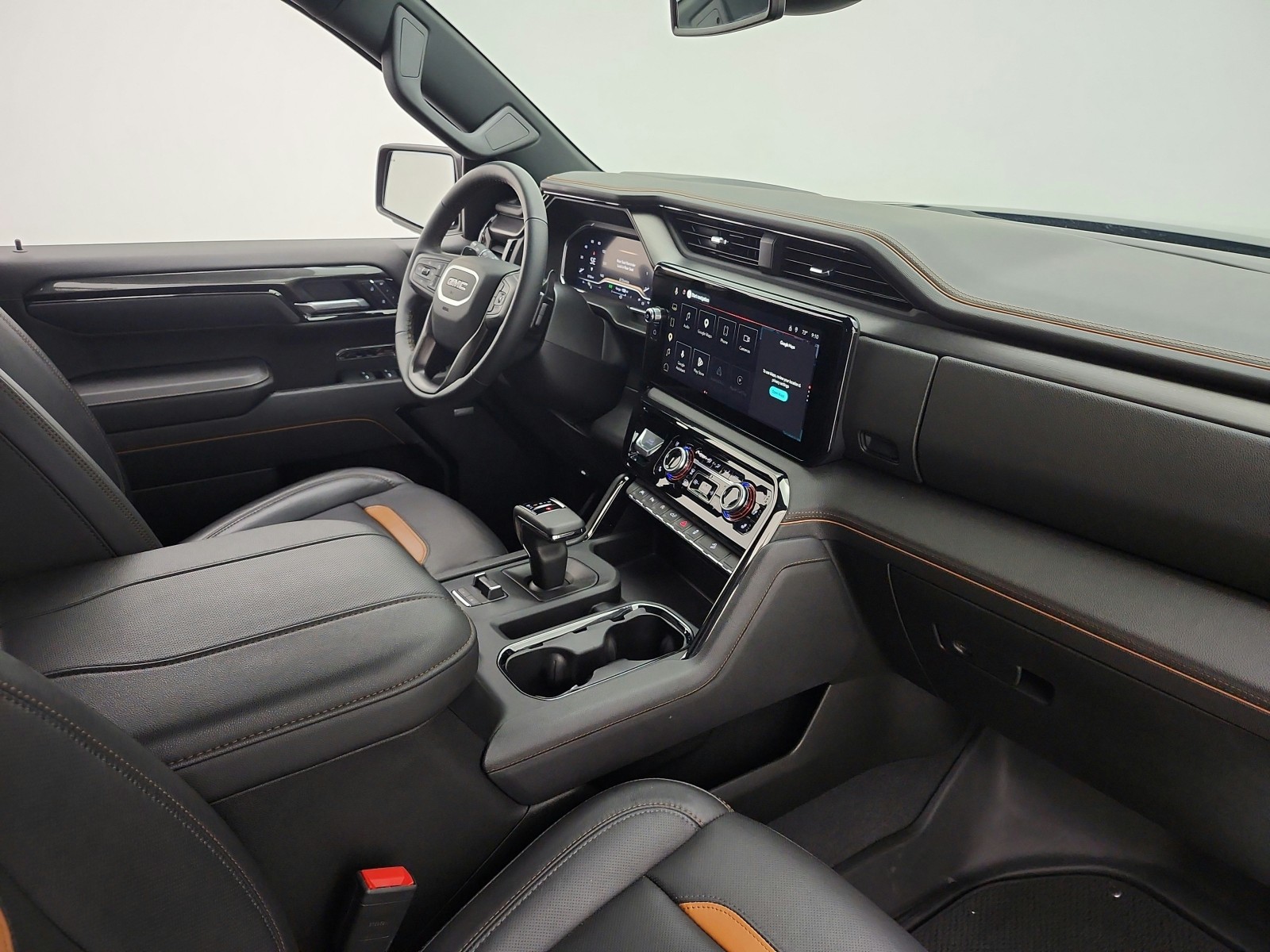 Used 2025 Onyx Black GMC 4WD Crew Cab 147 AT4 image 18