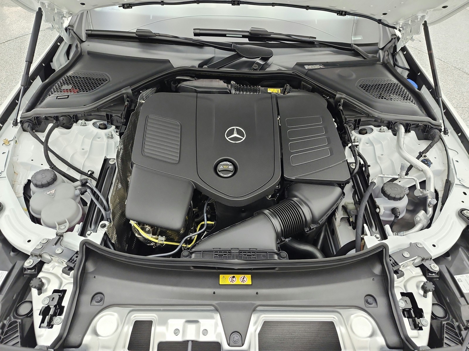 New 2027 Polar White Mercedes-Benz E 350 RWD Sedan image 12