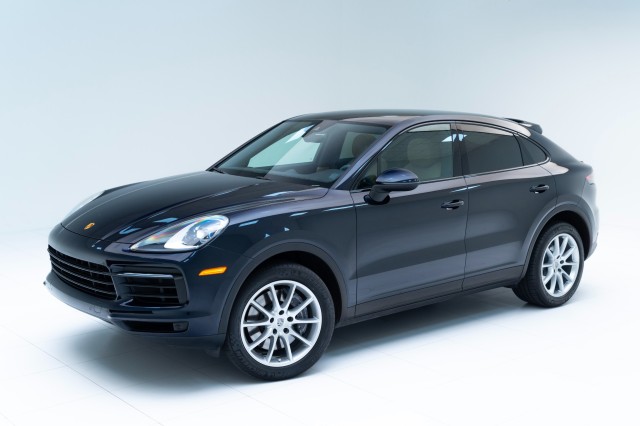 2022  Cayenne Coupe in , 