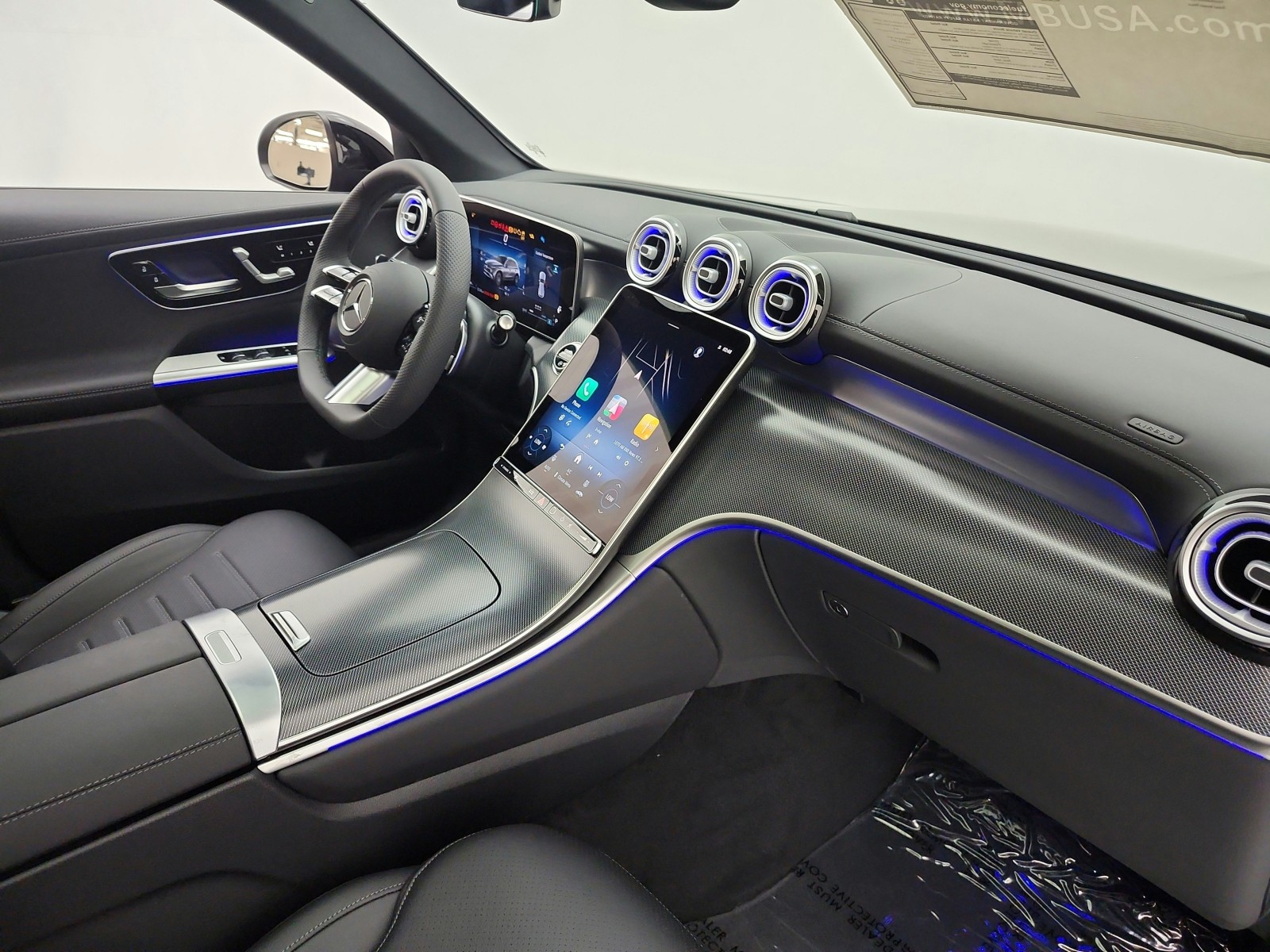 New 2027 Obsidian Black Metallic Mercedes-Benz GLC 300 SUV image 15