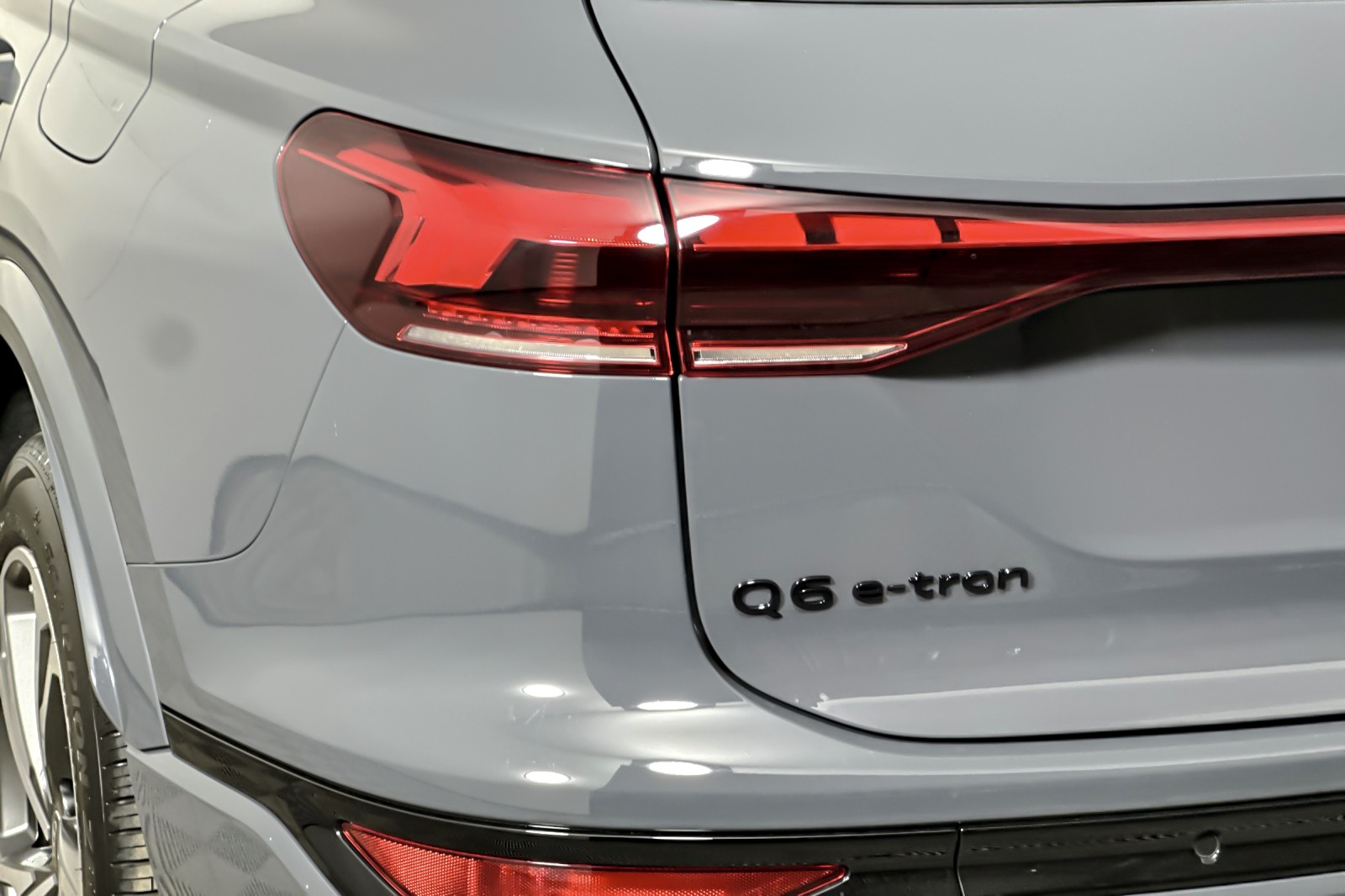 New 2027 Magnet Gray Audi Premium Plus quattro image 27