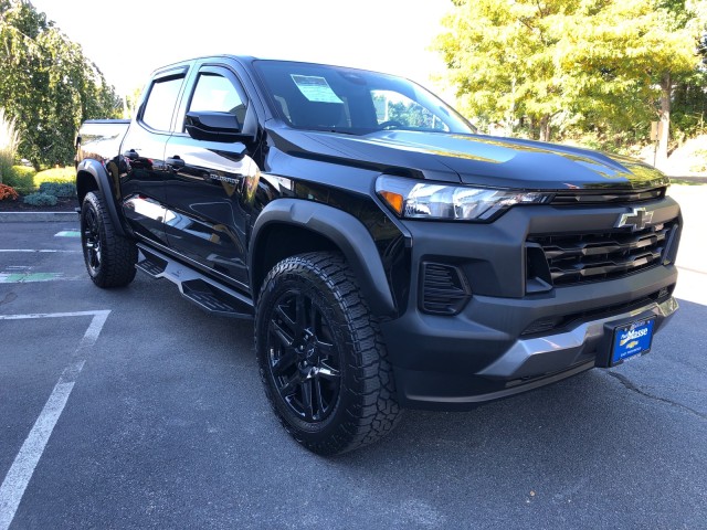 2023 Chevrolet Colorado 4WD Trail Boss 2