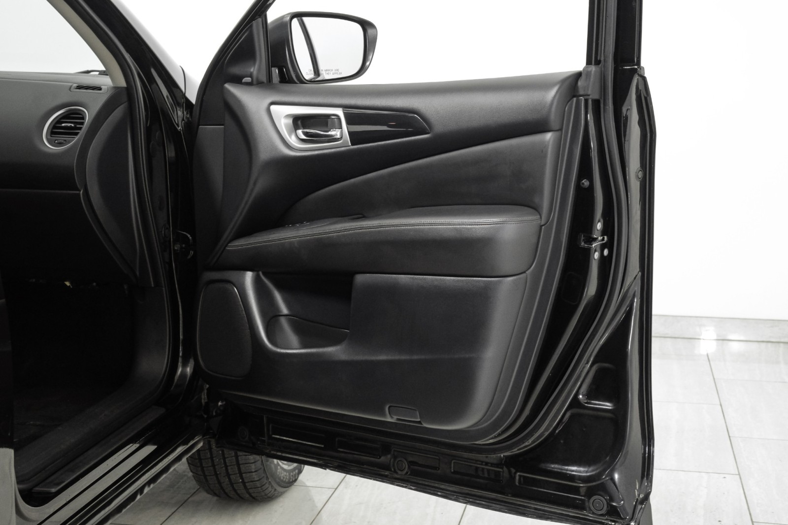 2019 Nissan Pathfinder SV 4WD BLIND SPOT ASSIST THIRD SEAT REAR CAMERA KE 38
