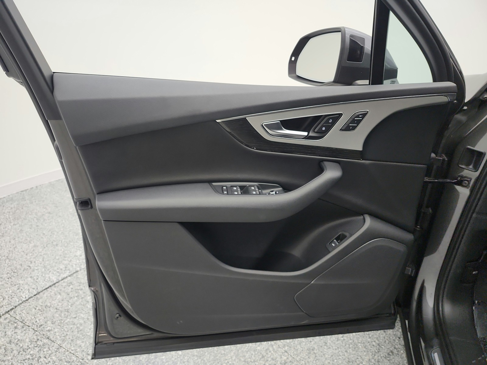 Used 2019 Samurai Gray Metallic Audi Premium 45 TFSI quattro image 14