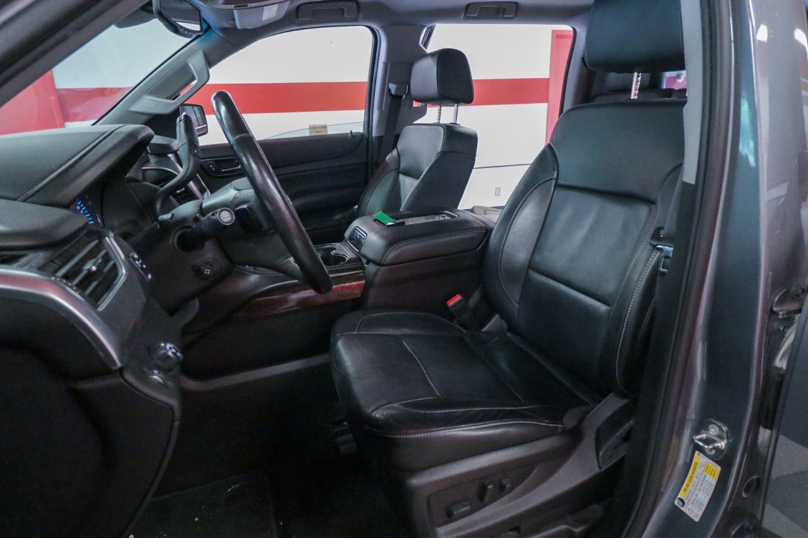 Used Car 2018 Chevrolet Suburban  Lt For Sale Under $25,000 In Austin, Texas