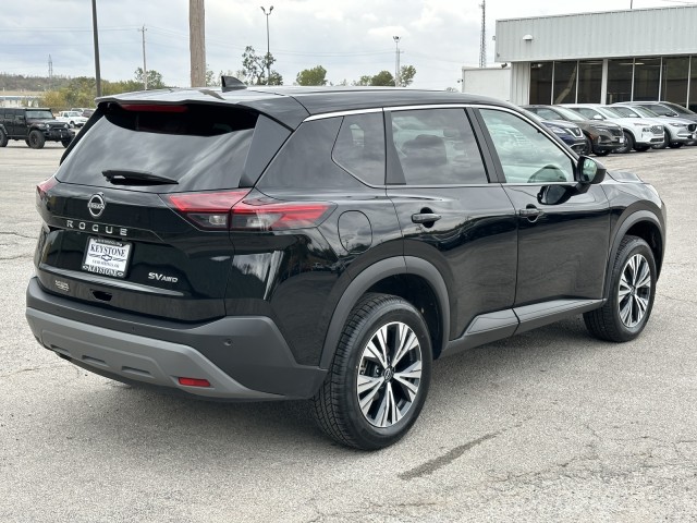 2023 Nissan Rogue SV 3