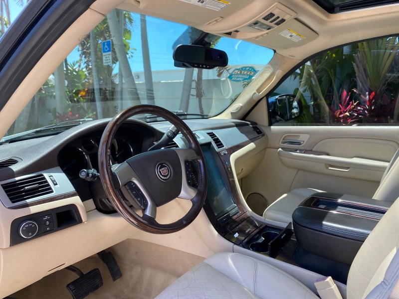 2007 Cadillac Escalade ESV SUNROOF AWD LOW MILES 47,118 in , 