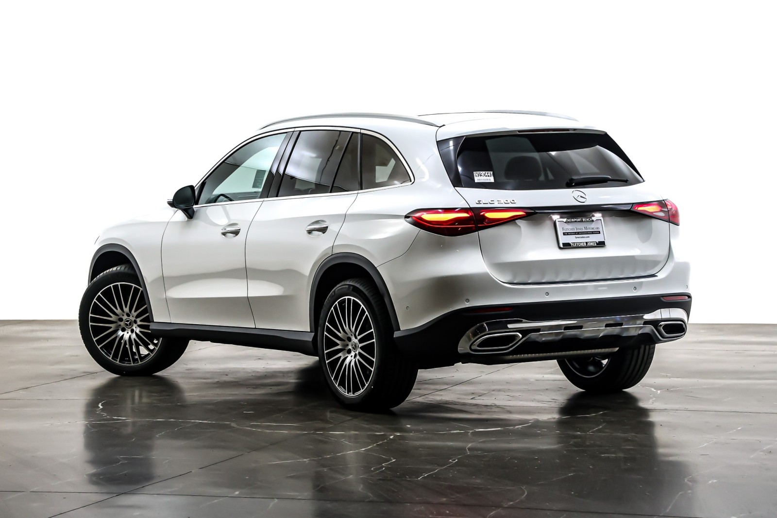 New 2026 Polar White Mercedes-Benz GLC 300 image 12