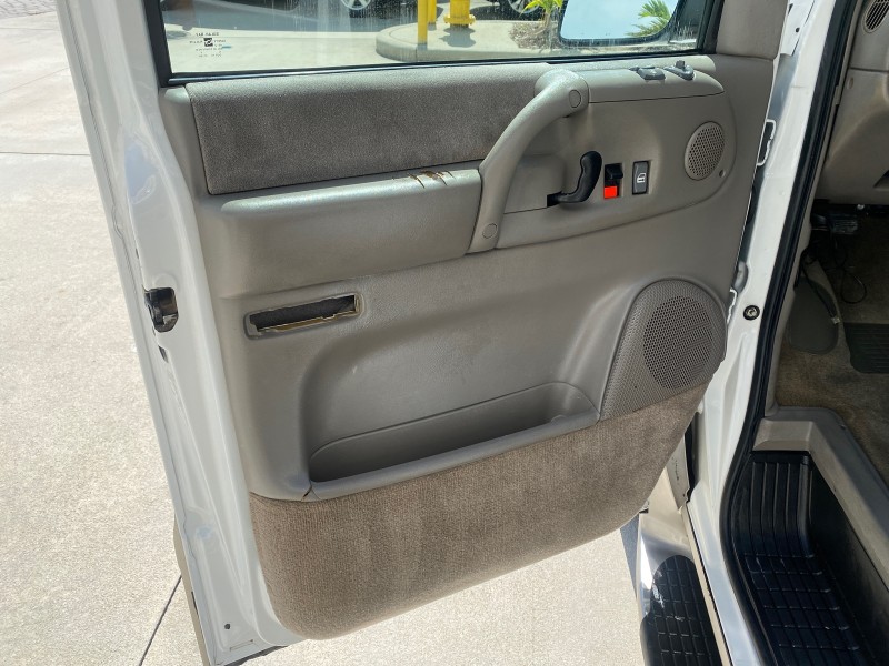 2005 Chevrolet Astro Passenger LT LOW MILES 67,376 1 OWNER in , 