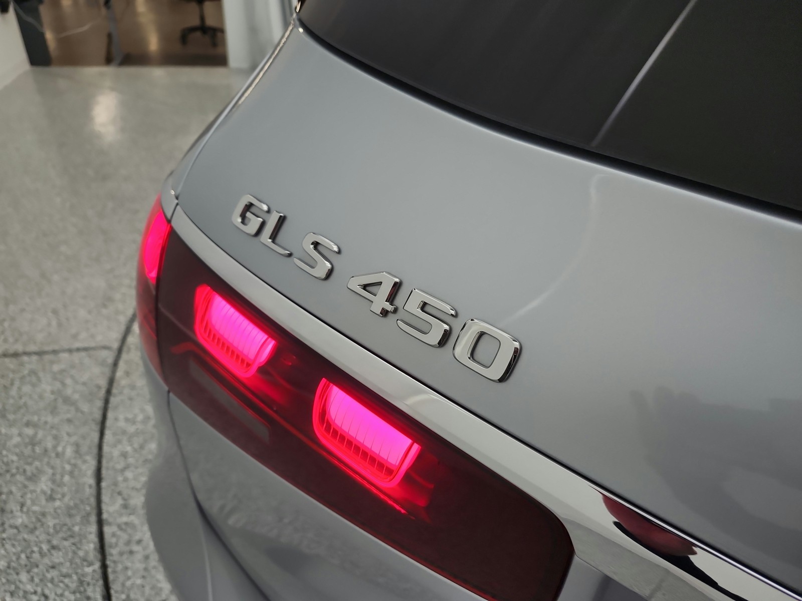 New 2026 Cirrus Silver Metallic Mercedes-Benz GLS 450 image 23