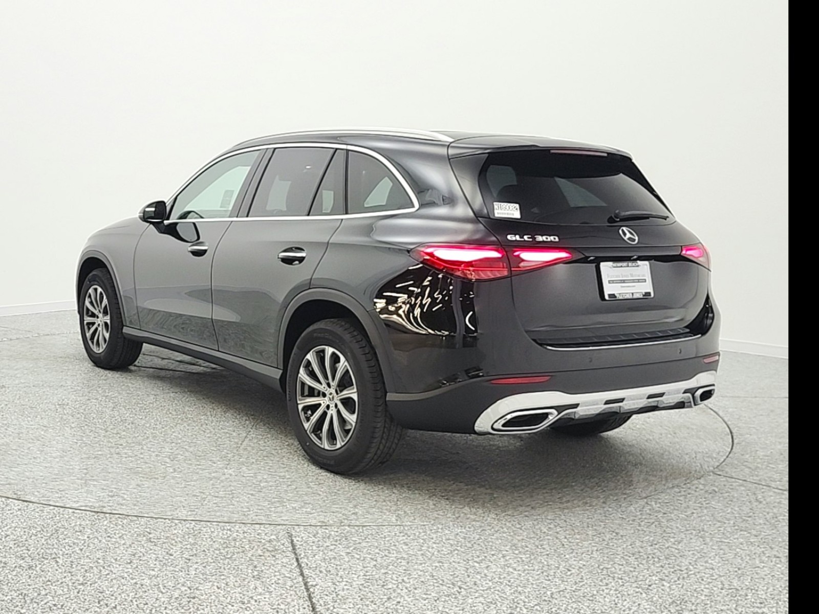 New 2026 Black Mercedes-Benz GLC 300 image 7