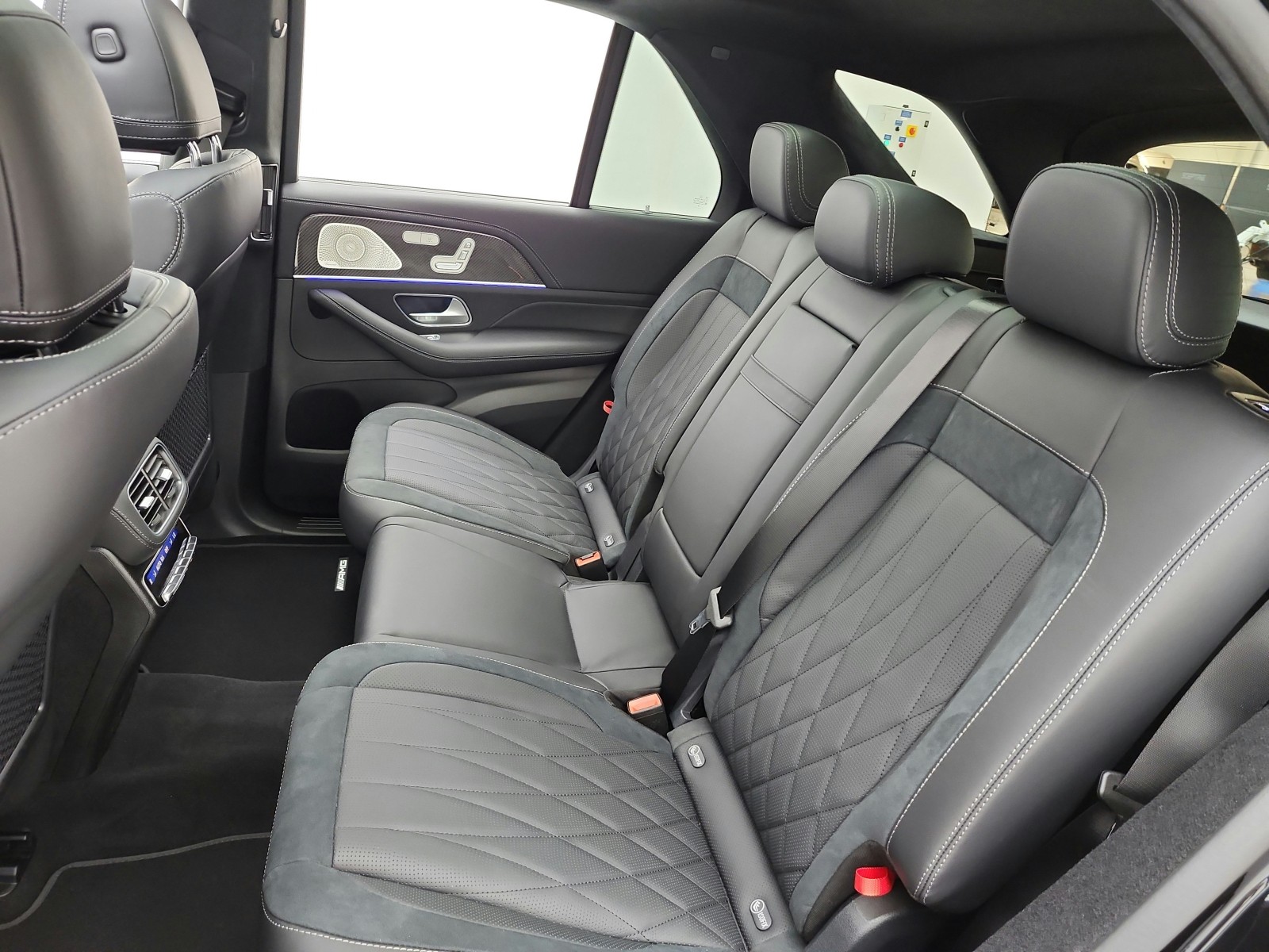New 2026 Obsidian Black Metallic Mercedes-Benz AMG® GLE 63 S 4MATIC+ SUV image 11